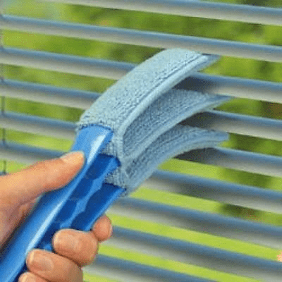 21) Window Blind Duster